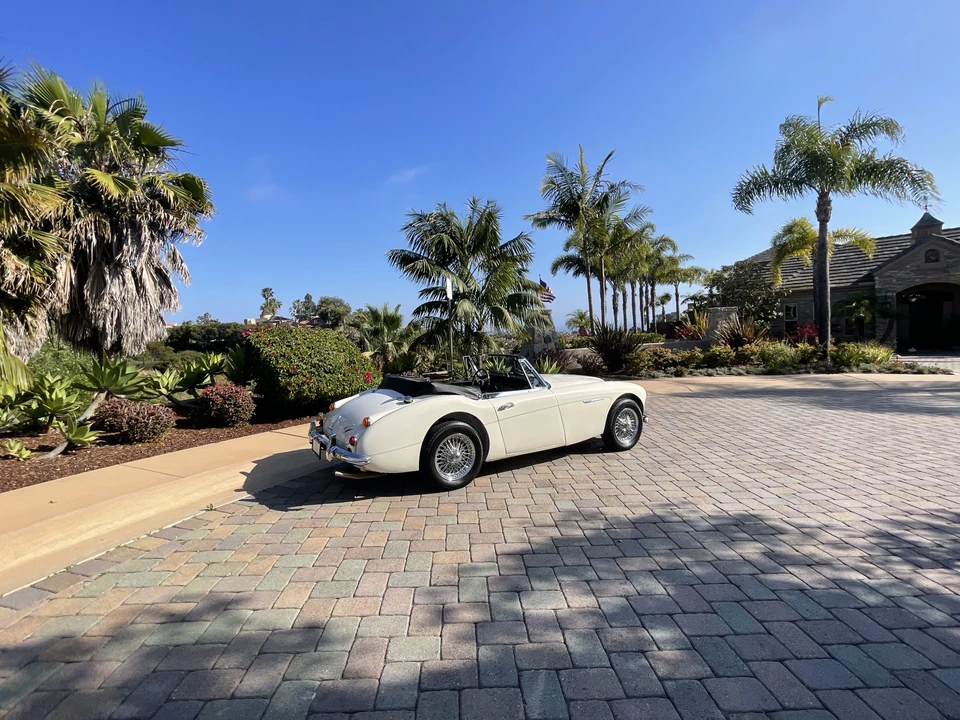 1967 Austin-Healey 3000 Mark III - Image 26 of 31