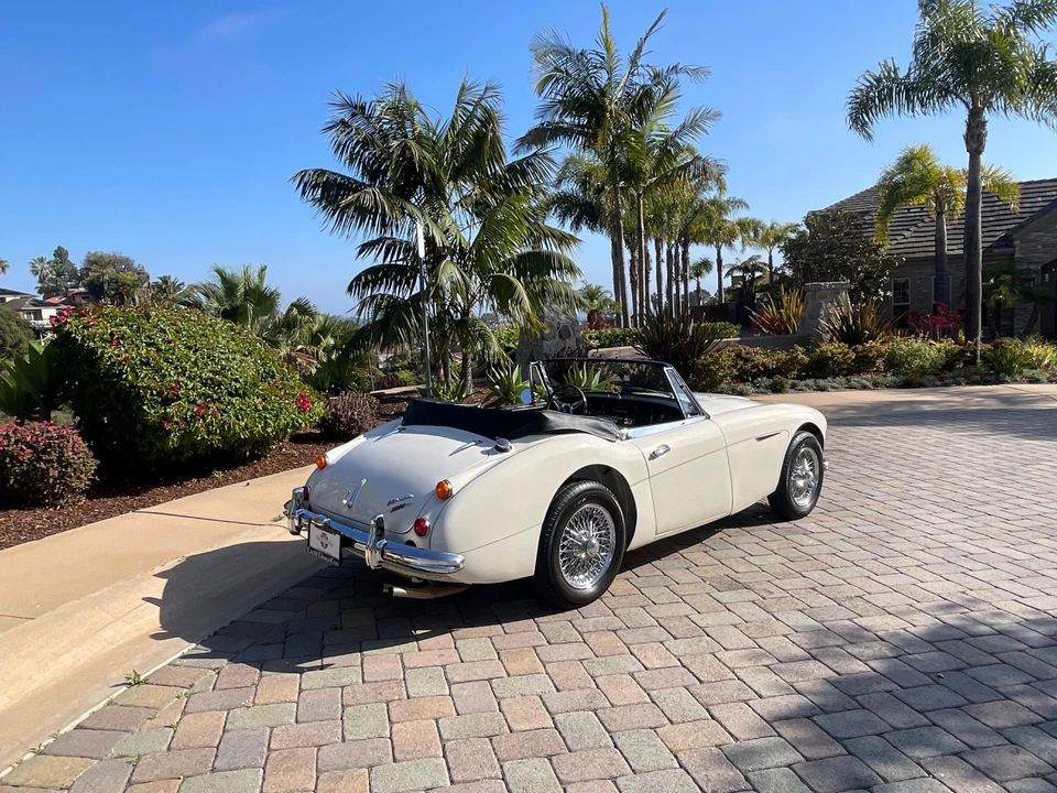 1967 Austin-Healey 3000 Mark III - Image 27 of 31