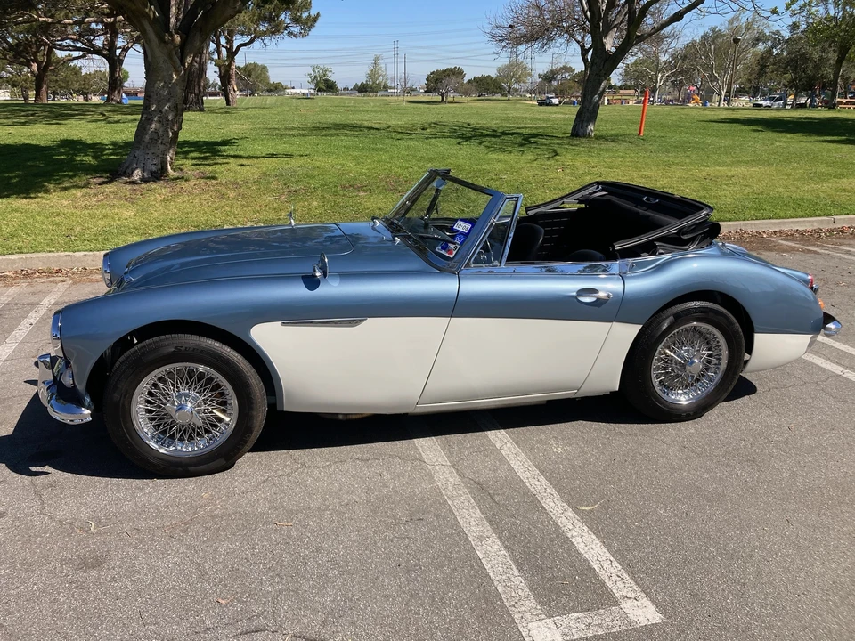1967 Austin-Healey 3000 Mark III - Image 17 of 31