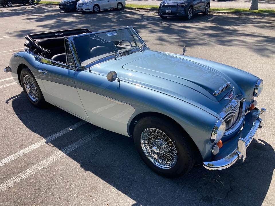 1967 Austin-Healey 3000 Mark III - Image 8 of 31