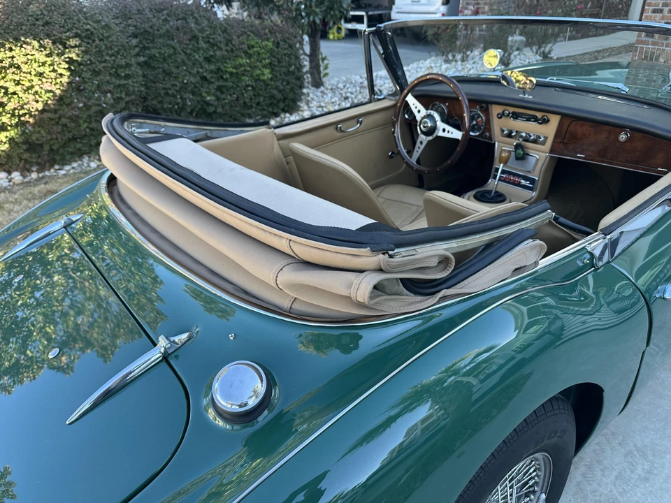 1967 Austin-Healey 3000 Mark III - Image 27 of 31