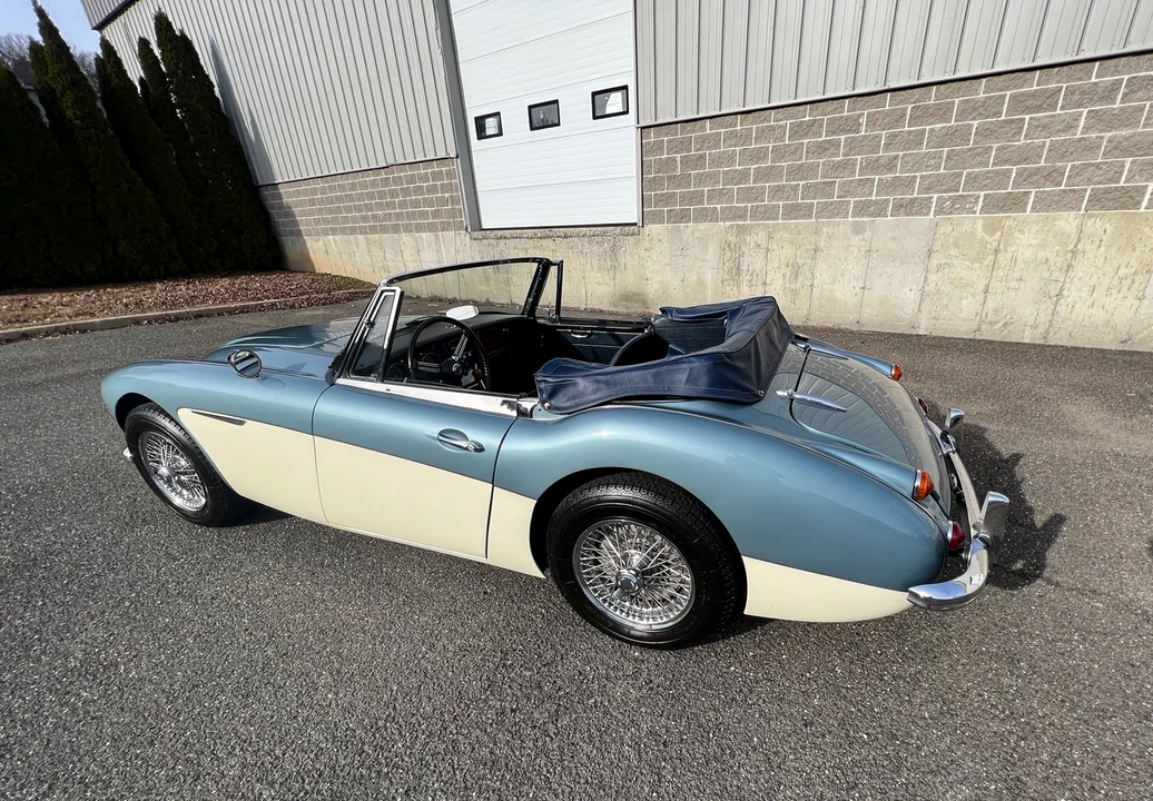 1967 Austin-Healey 3000 Mark III - Image 16 of 31