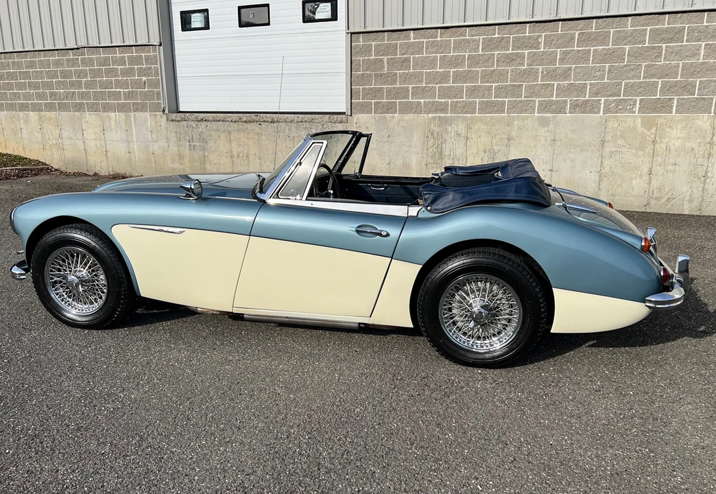 1967 Austin-Healey 3000 Mark III - Image 17 of 31