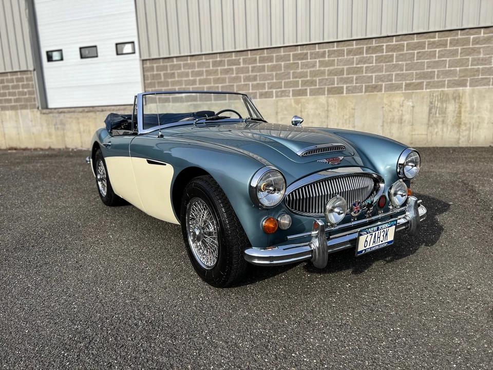 1967 Austin-Healey 3000 Mark III - Image 10 of 31