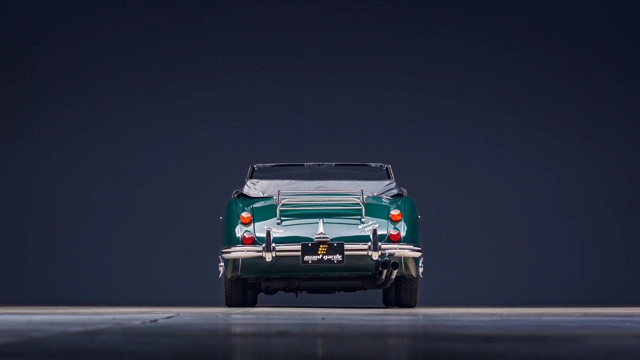 1967 Austin-Healey 3000 Mark III - Image 19 of 31