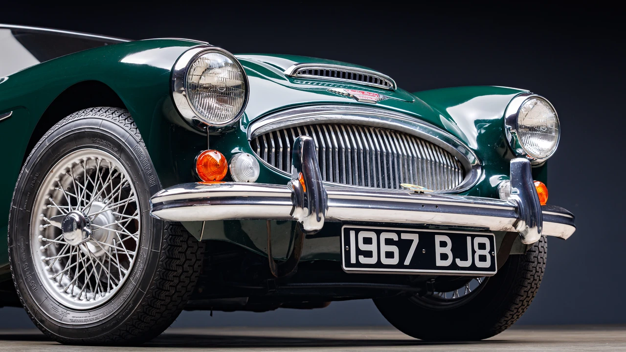 1967 Austin-Healey 3000 Mark III - Image 30 of 31