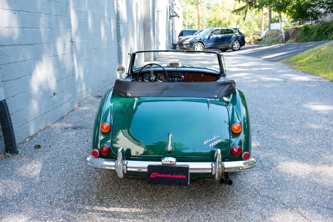 1967 Austin-Healey 3000 Mark III - Image 19 of 31