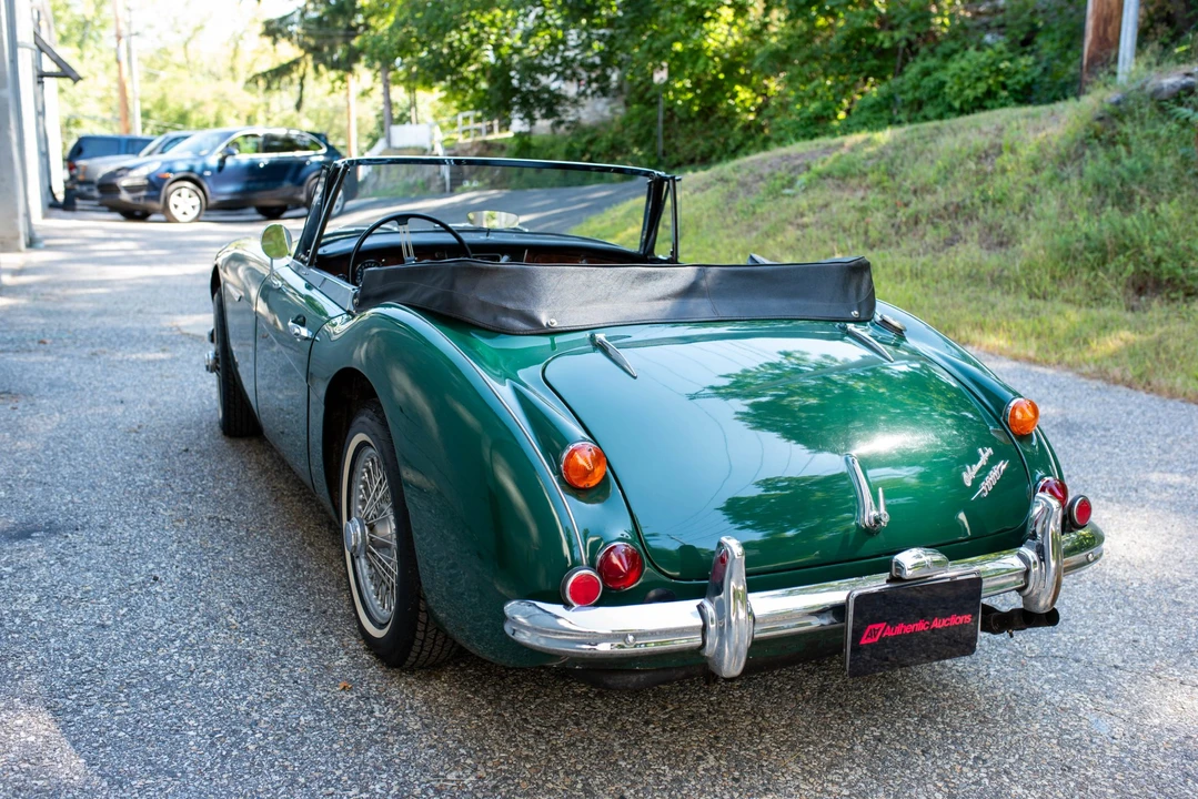 1967 Austin-Healey 3000 Mark III - Image 16 of 31