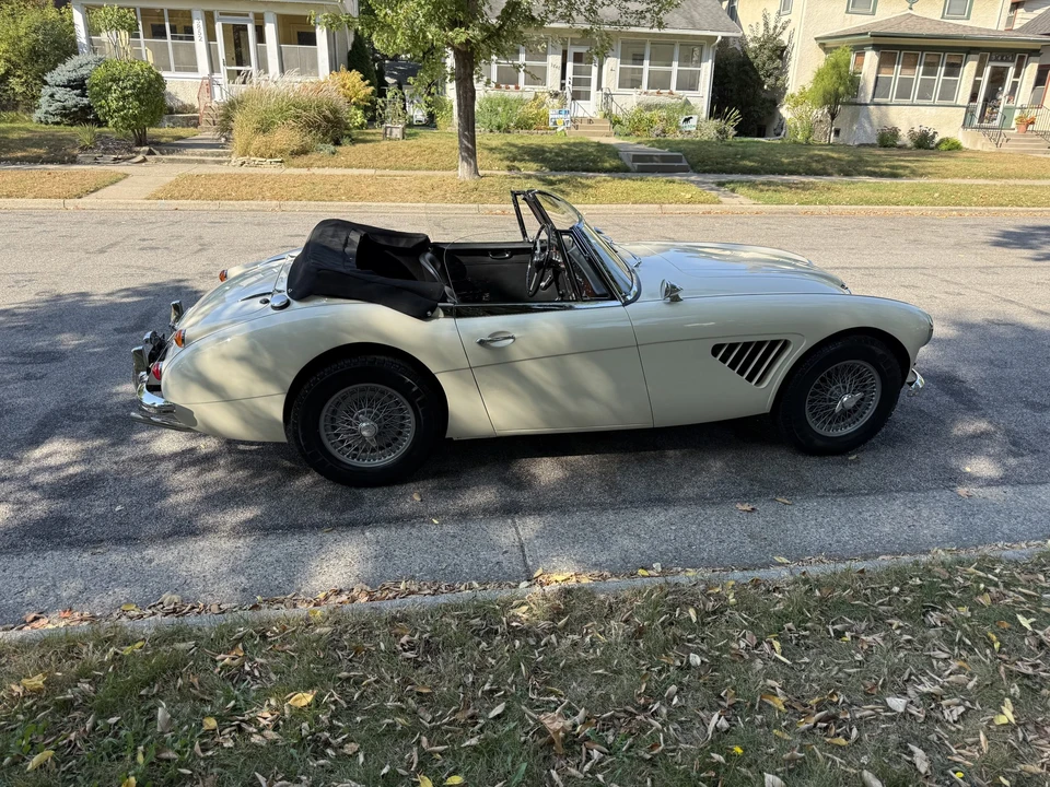 1967 Austin-Healey 3000 Mark III - Image 22 of 31