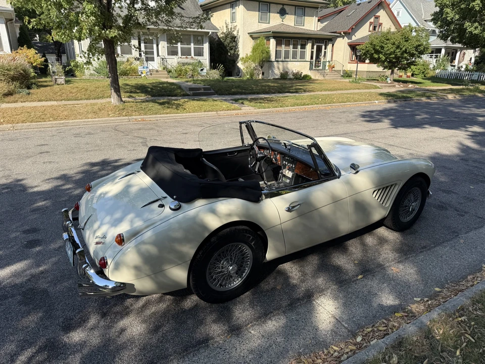 1967 Austin-Healey 3000 Mark III - Image 18 of 31