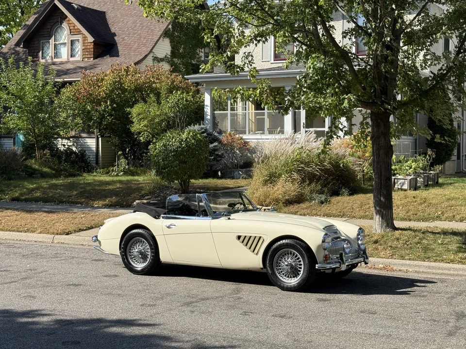 1967 Austin-Healey 3000 Mark III - Image 29 of 31