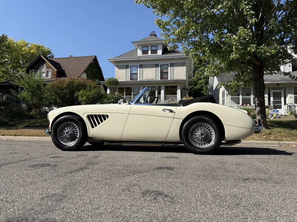1967 Austin-Healey 3000 Mark III - Image 6 of 31