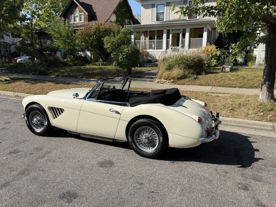 1967 Austin-Healey 3000 Mark III - Image 9 of 31