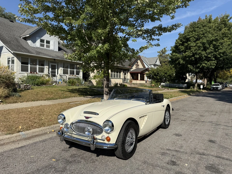 1967 Austin-Healey 3000 Mark III - Image 2 of 31