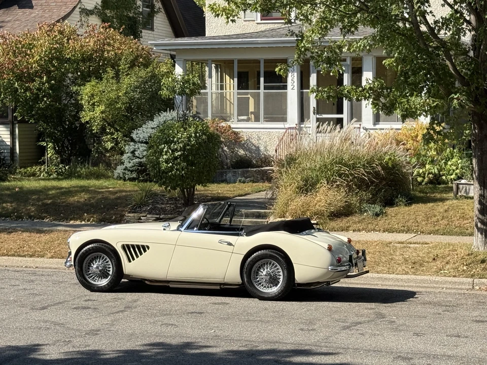 1967 Austin-Healey 3000 Mark III - Image 10 of 31
