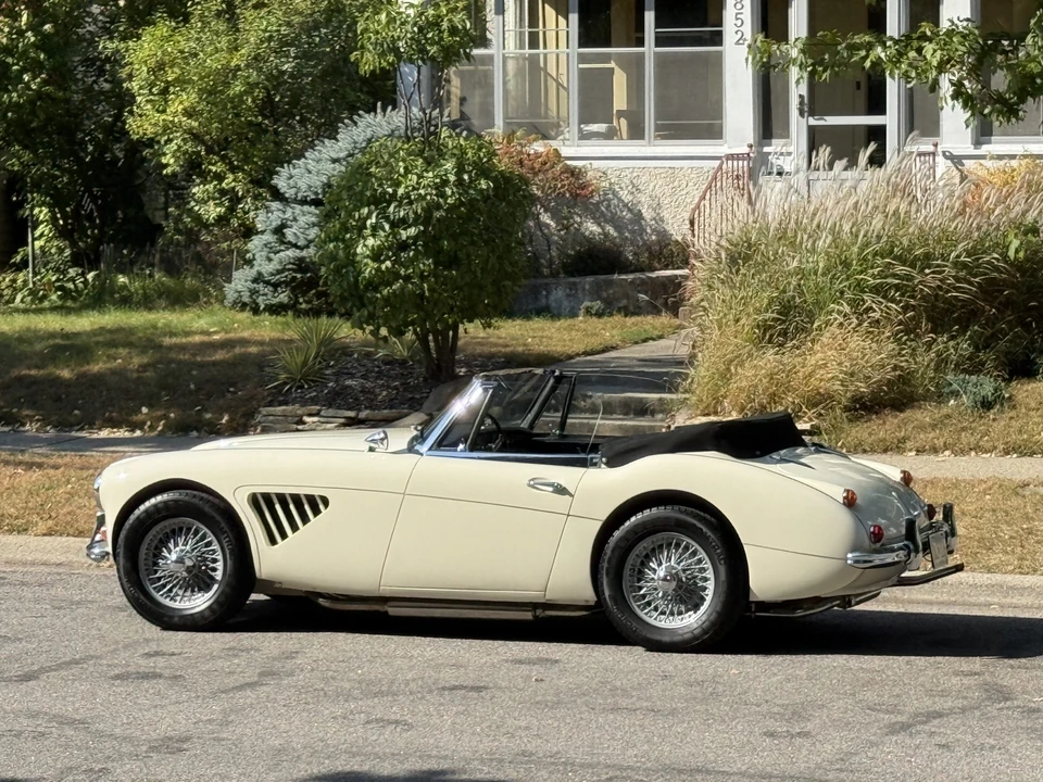 1967 Austin-Healey 3000 Mark III - Image 11 of 31