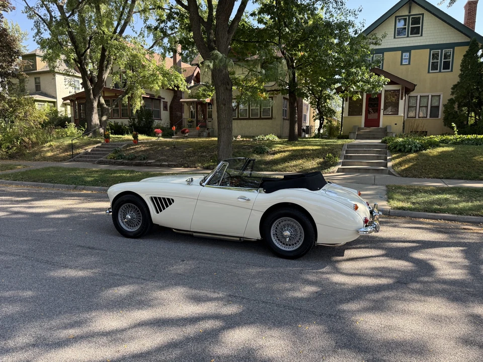 1967 Austin-Healey 3000 Mark III - Image 14 of 31