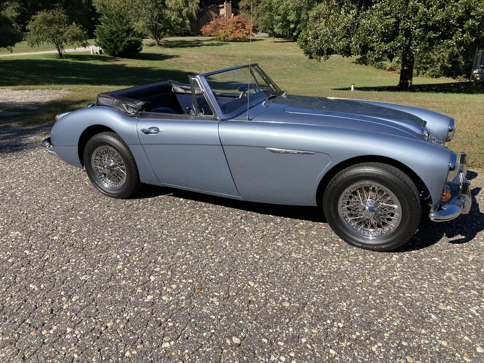 1967 Austin-Healey 3000 Mark III - Image 9 of 31