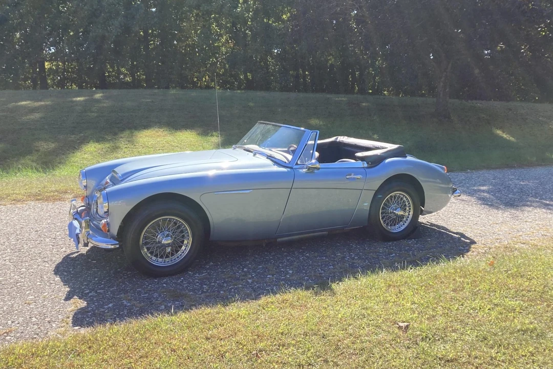 1967 Austin-Healey 3000 Mark III - Image 17 of 31
