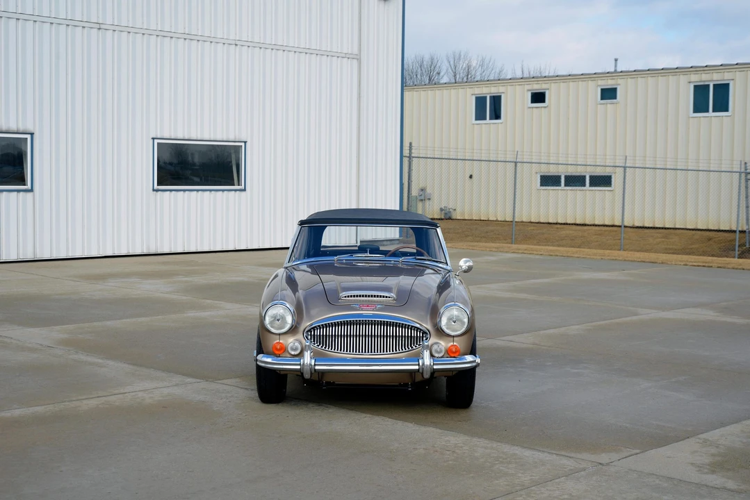 1967 Austin-Healey 3000 Mark III - Image 16 of 31