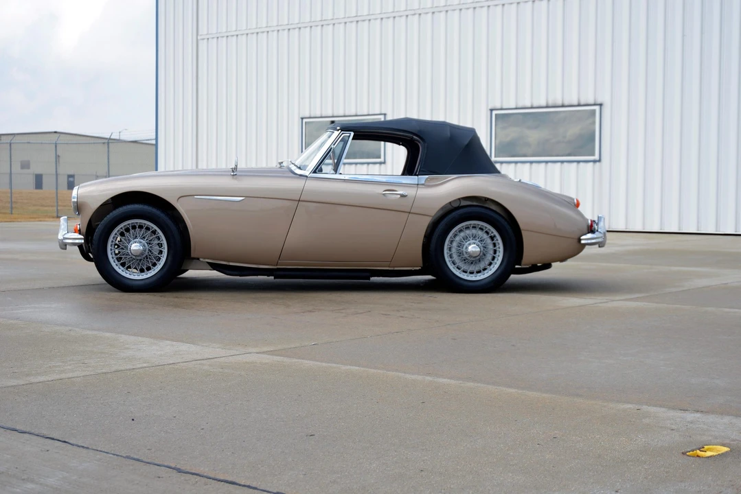 1967 Austin-Healey 3000 Mark III - Image 5 of 31