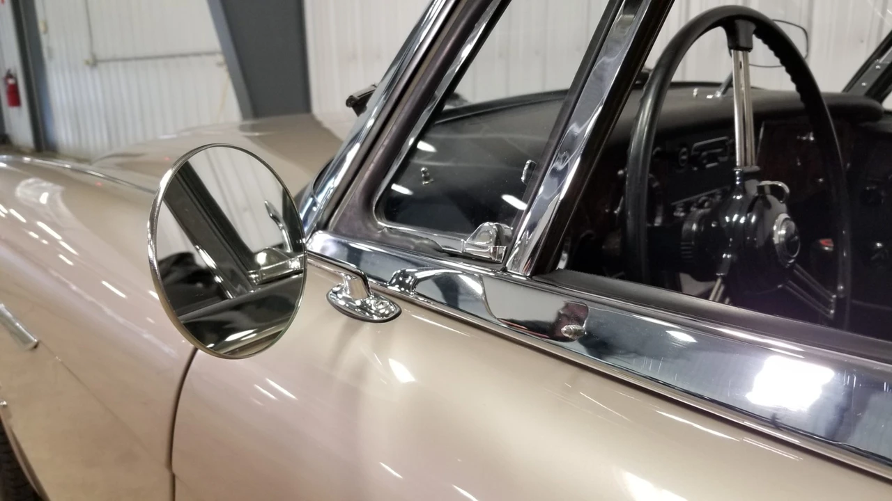 1967 Austin-Healey 3000 Mark III - Image 24 of 31