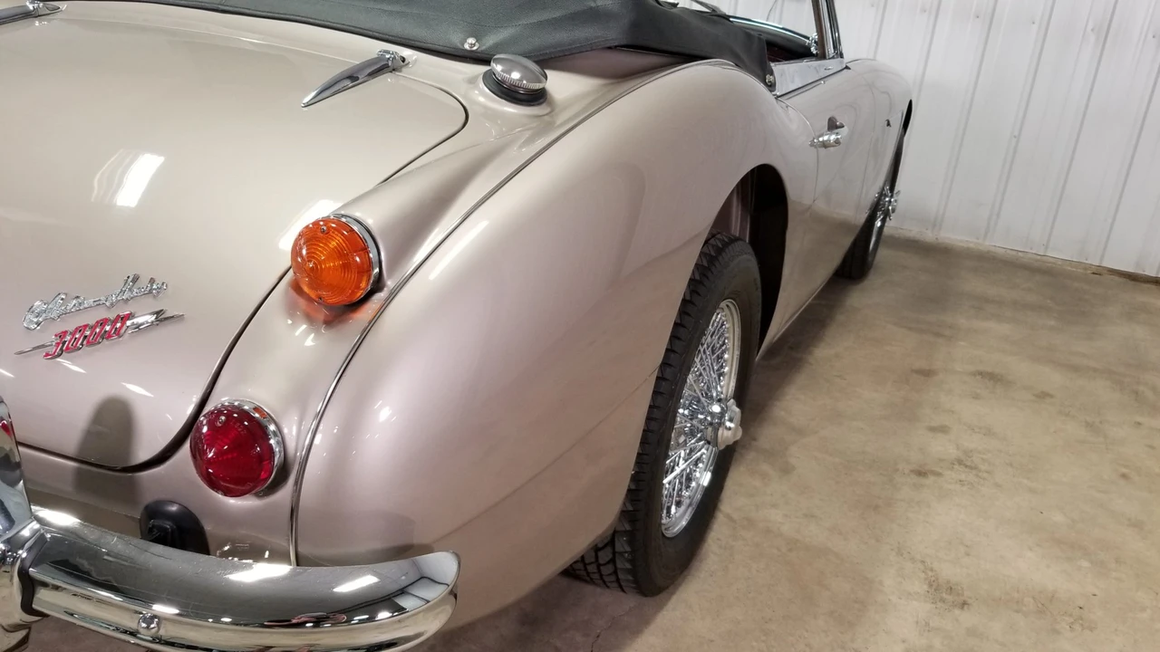1967 Austin-Healey 3000 Mark III - Image 23 of 31