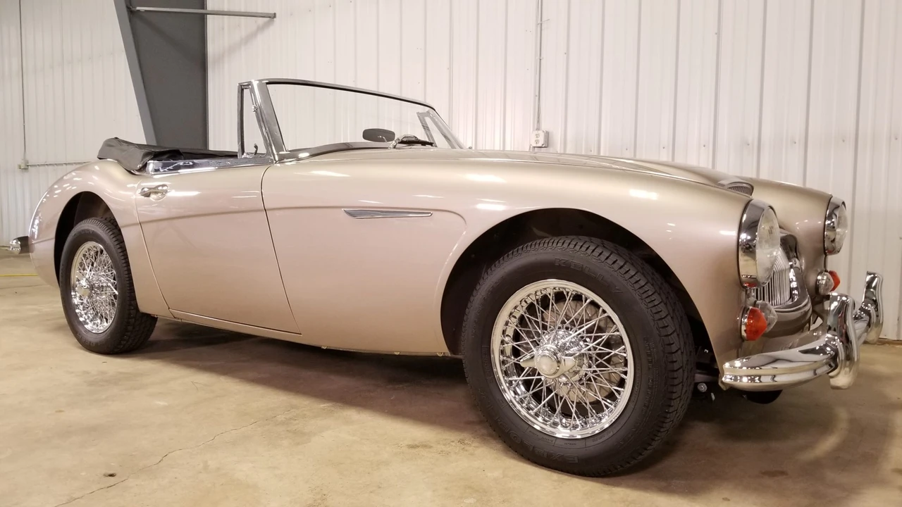 1967 Austin-Healey 3000 Mark III - Image 7 of 31