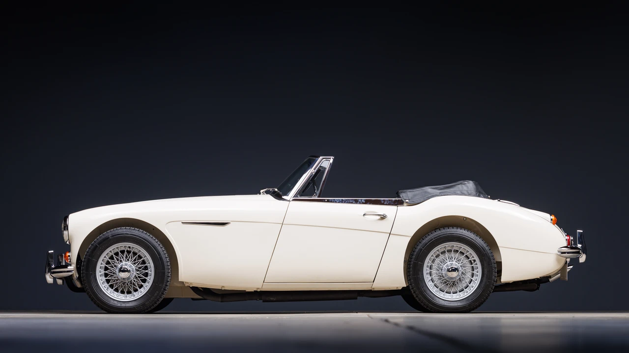 1967 Austin-Healey 3000 Mark III - Image 11 of 31