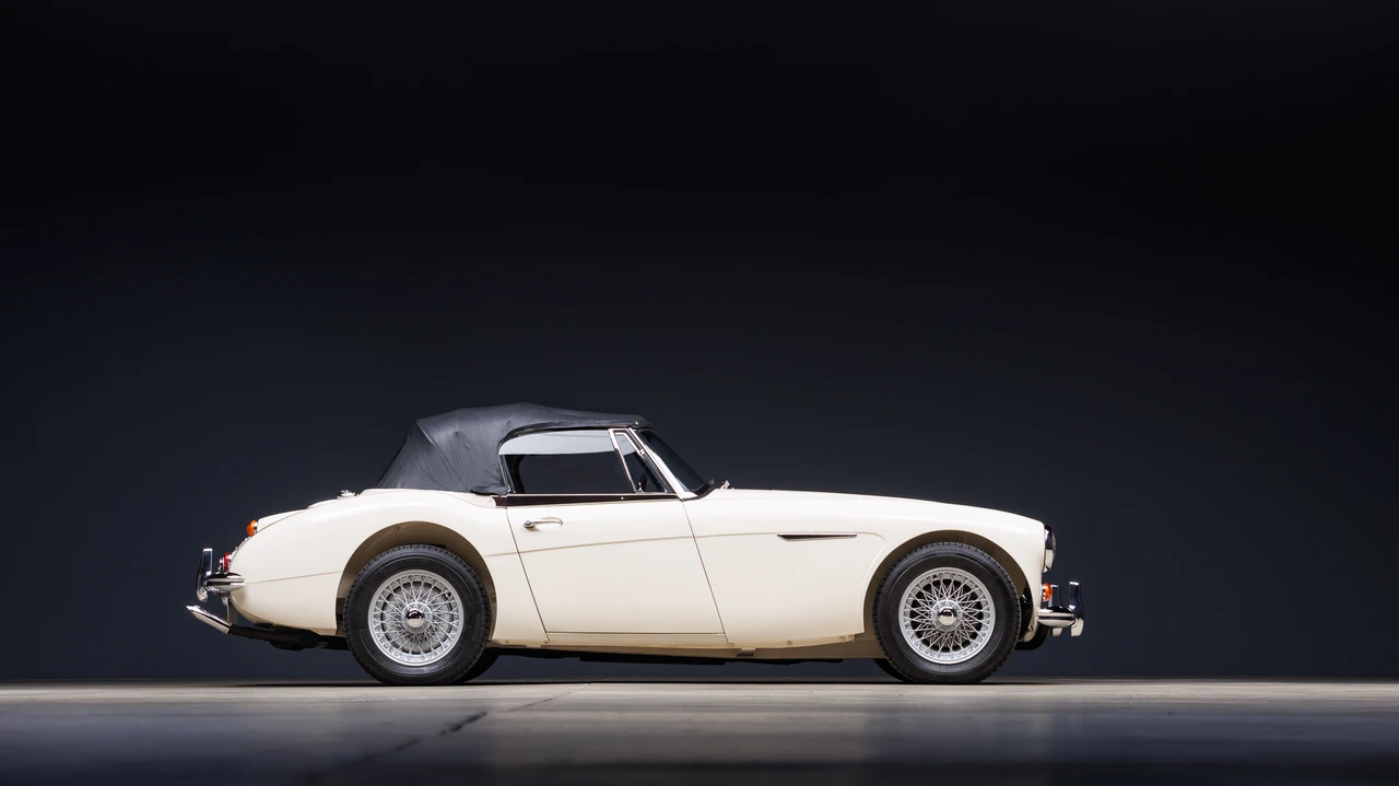 1967 Austin-Healey 3000 Mark III - Image 18 of 31