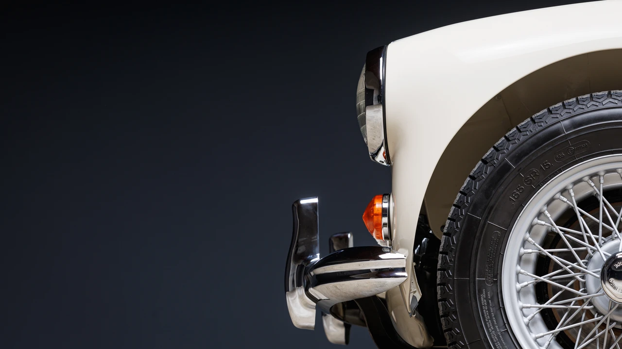 1967 Austin-Healey 3000 Mark III - Image 28 of 31