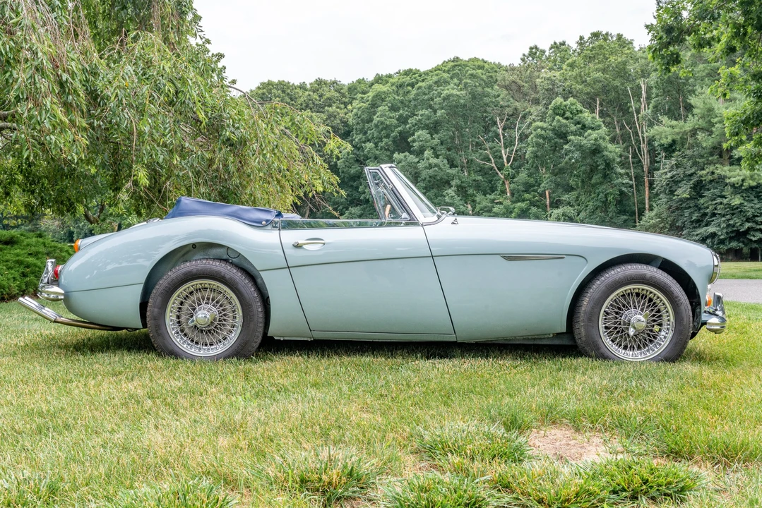 1967 Austin-Healey 3000 Mark III - Image 15 of 31