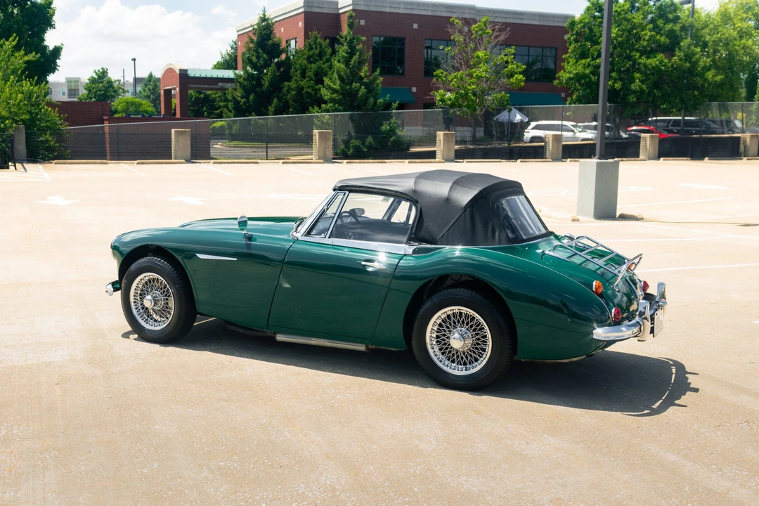 1967 Austin-Healey 3000 Mark III - Image 23 of 31