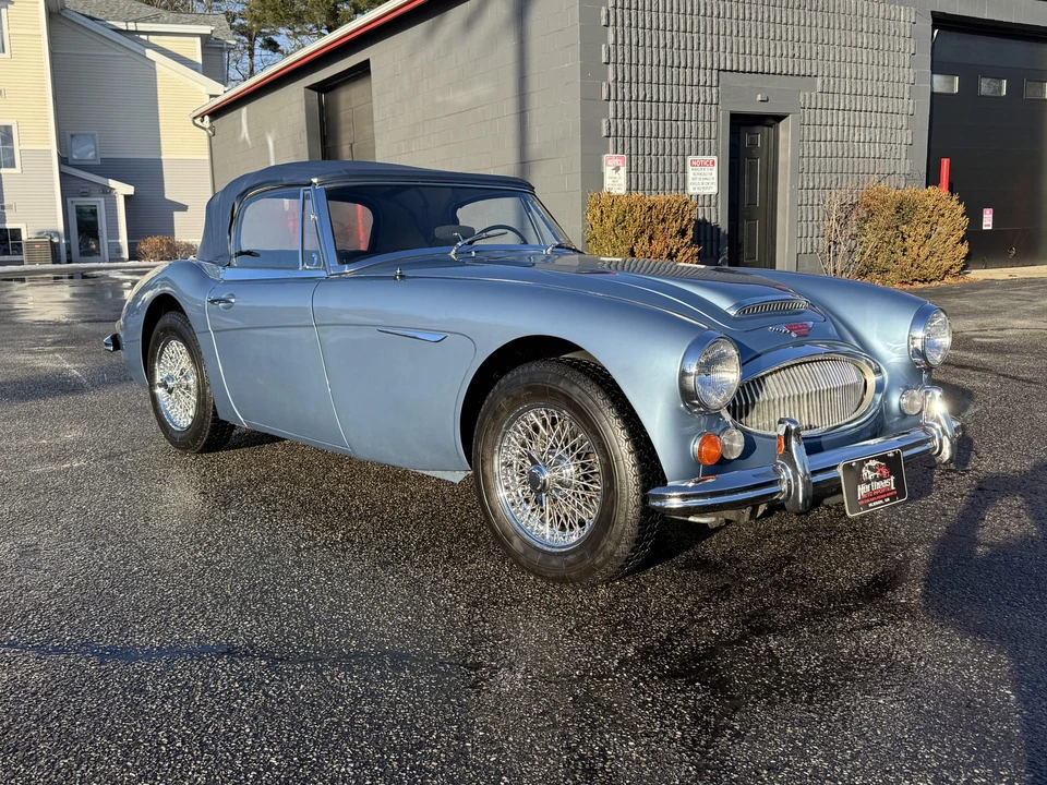 1967 Austin-Healey 3000 Mark III - Image 16 of 31