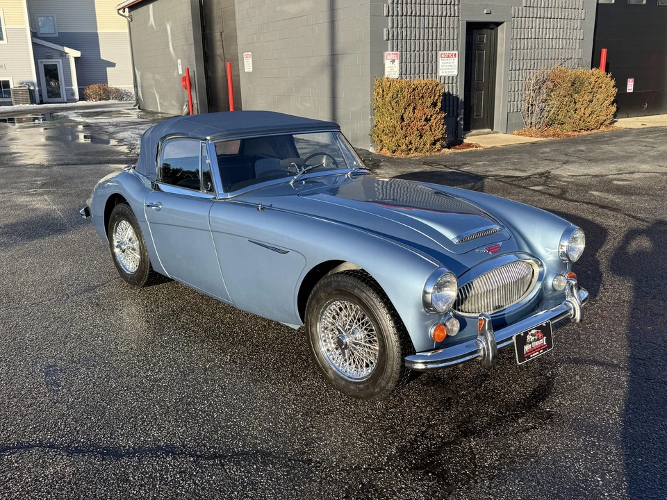 1967 Austin-Healey 3000 Mark III - Image 17 of 31