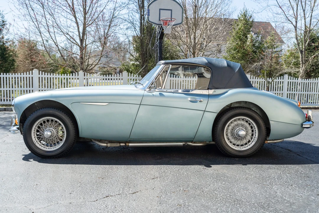 1967 Austin-Healey 3000 Mark III - Image 17 of 31