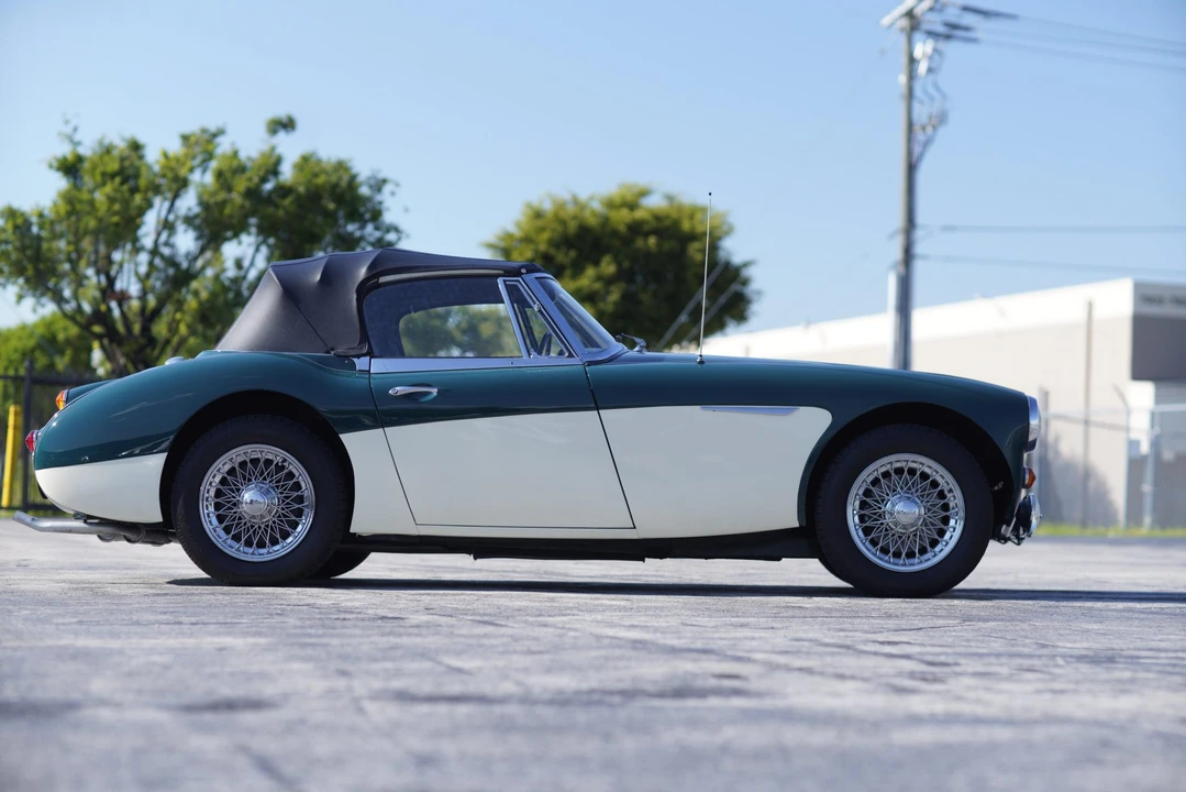 1967 Austin-Healey 3000 Mark III - Image 18 of 31