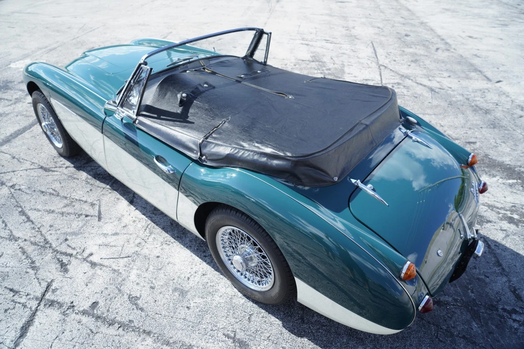 1967 Austin-Healey 3000 Mark III - Image 13 of 31