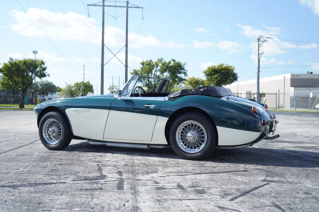 1967 Austin-Healey 3000 Mark III - Image 11 of 31