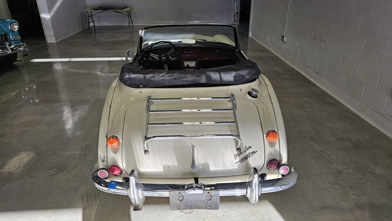 1967 Austin-Healey 3000 Mark III - Image 11 of 31
