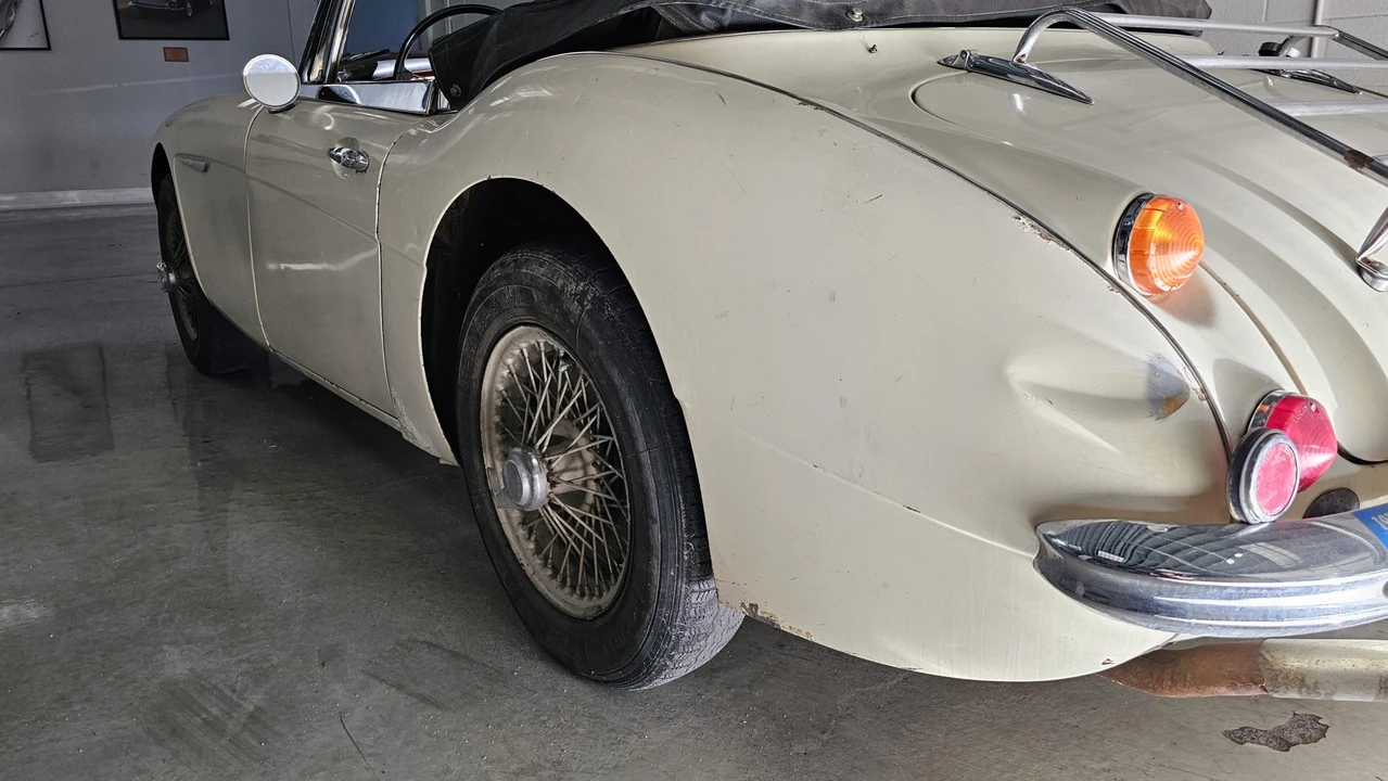 1967 Austin-Healey 3000 Mark III - Image 24 of 31
