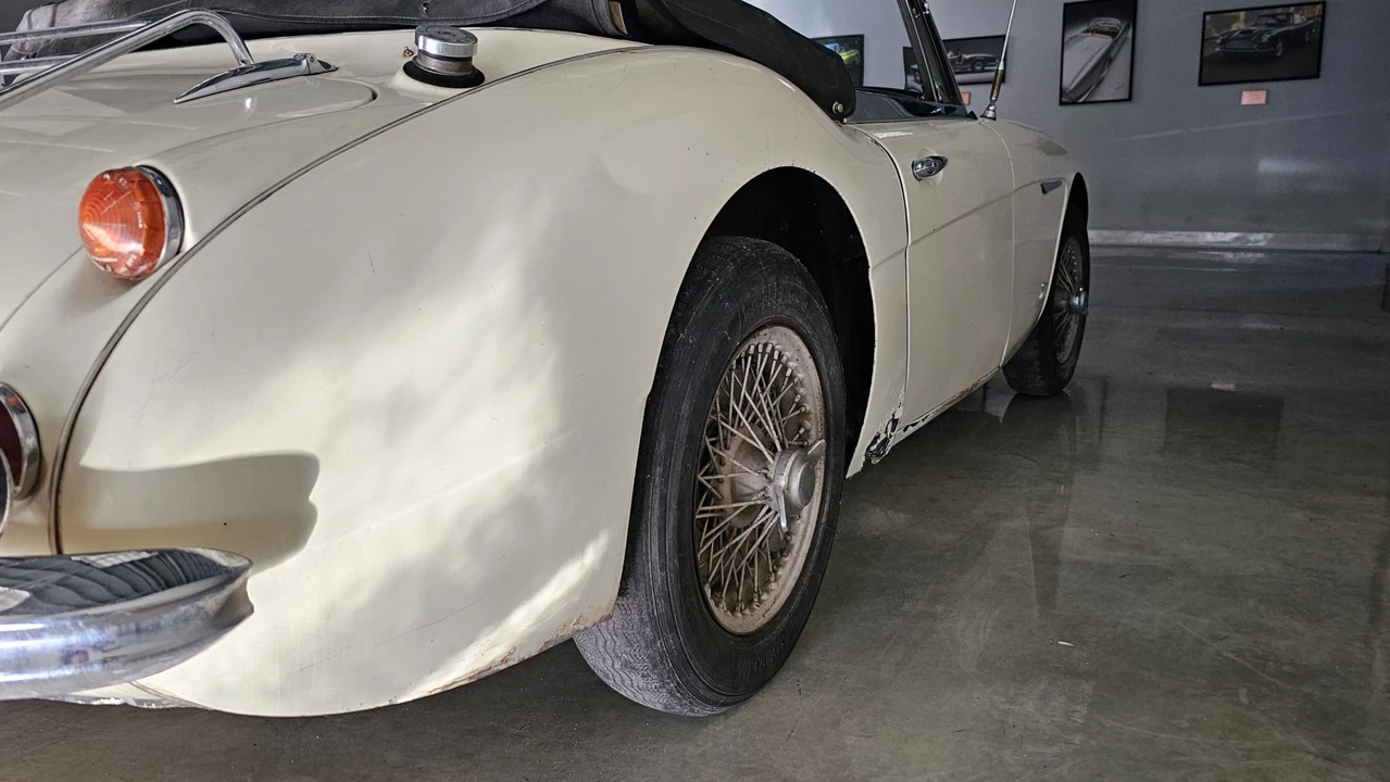 1967 Austin-Healey 3000 Mark III - Image 29 of 31