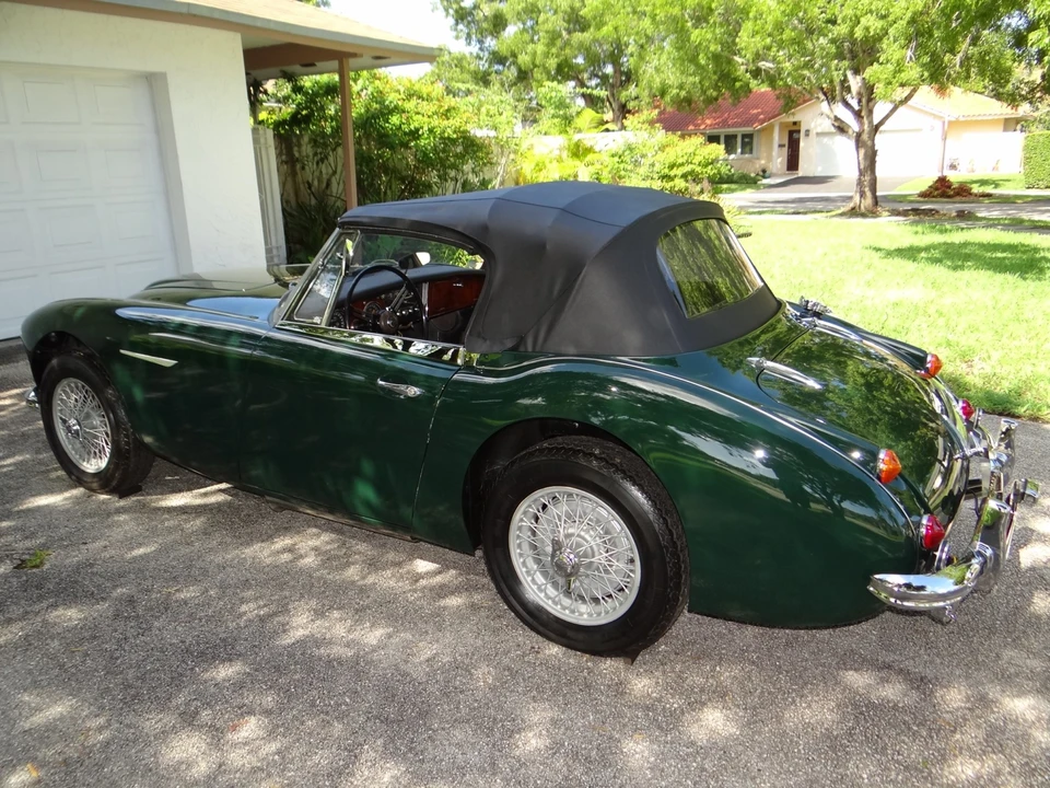 1967 Austin-Healey 3000 Mark III - Image 16 of 31