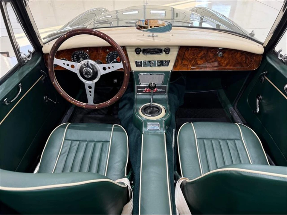 1967 Austin-Healey 3000 Mark III - Image 17 of 31