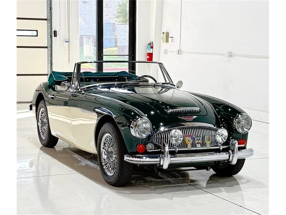 1967 Austin-Healey 3000 Mark III - Image 13 of 31