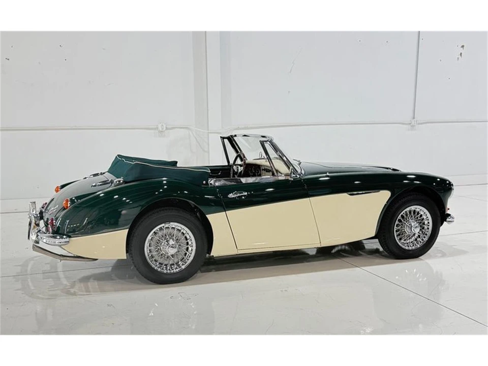 1967 Austin-Healey 3000 Mark III - Image 11 of 31