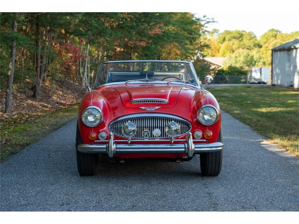 1967 Austin-Healey 3000 Mark III - Image 2 of 31