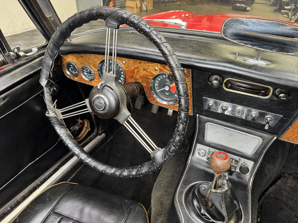 1967 Austin-Healey 3000 Mark III - Image 14 of 21