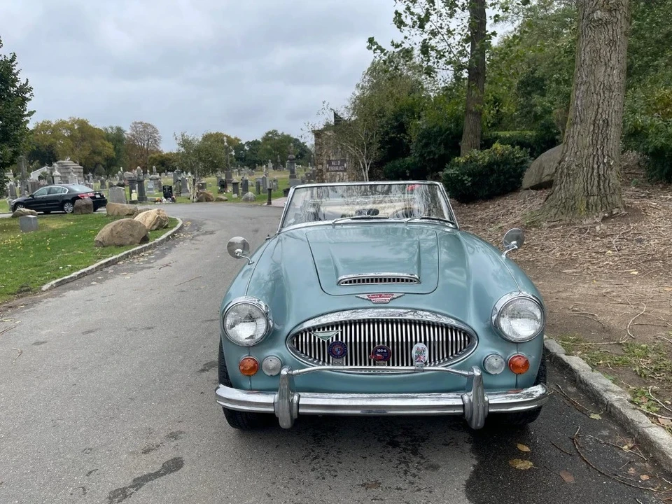 1967 Austin-Healey 3000 Mark III - Image 4 of 8