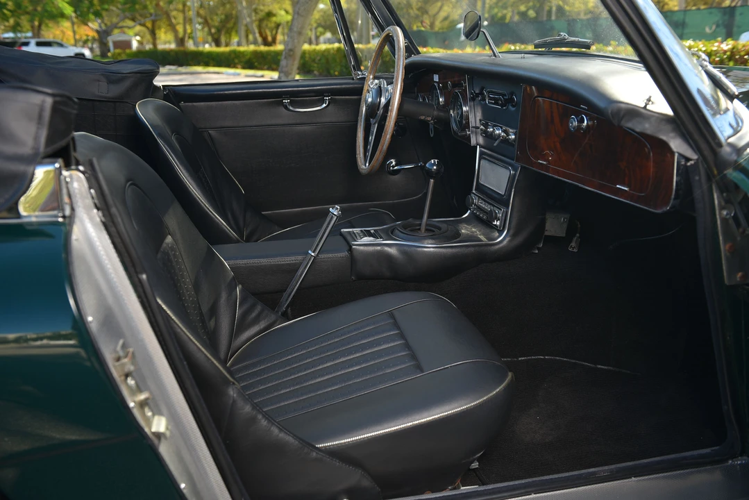 1967 Austin-Healey 3000 Mark III - Image 19 of 31